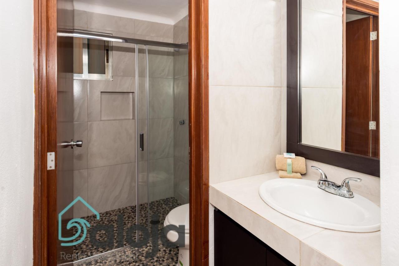 Apartamento Amplio En Zona Ideal A 5Min De Wallmart Канкун Екстер'єр фото